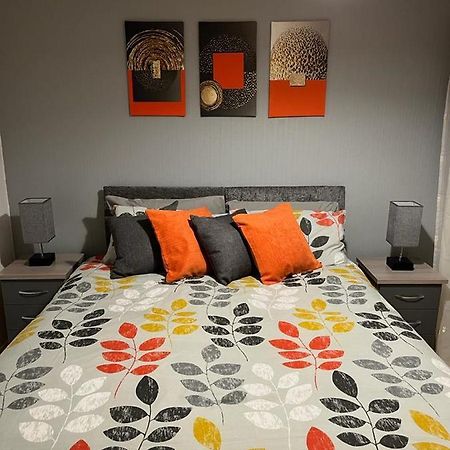 Apartamento Berwickshire House Marston Green Exterior foto